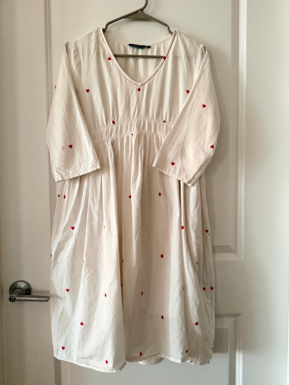 White Cotton Midi Dress with Red Hearts